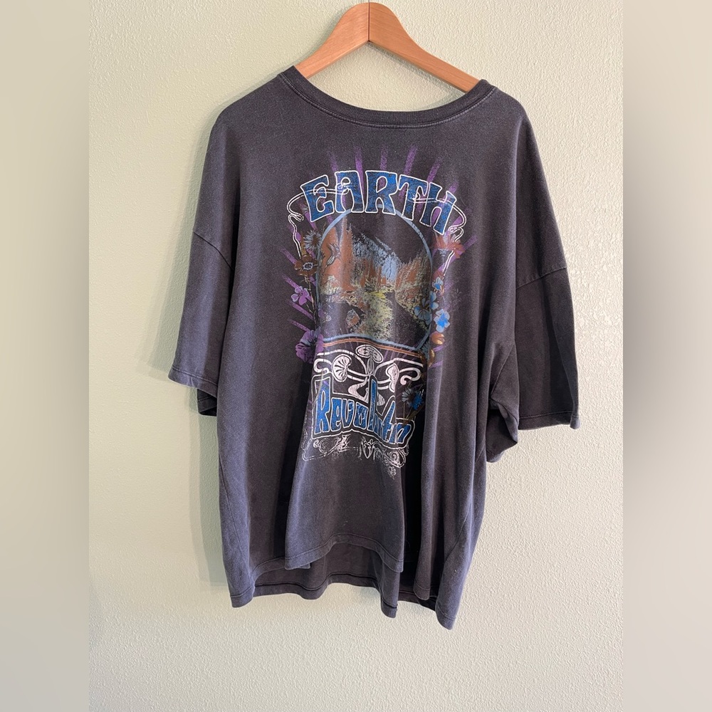 oversized medium punk rock shirt fits XXL concert baggy tee grunge shirt